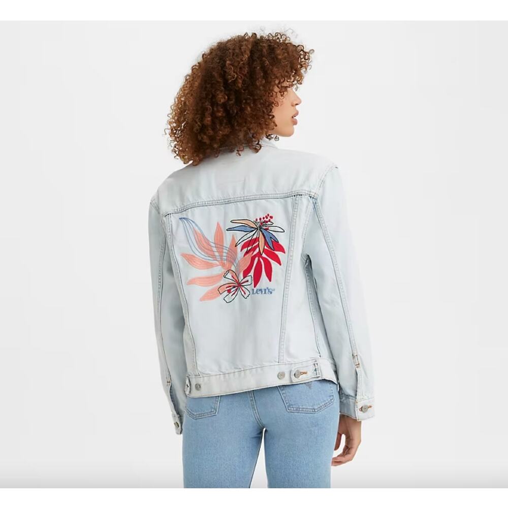 Levi's Ex-Boyfriend Trucker Jacker in Light Wash Floral Embroidered Small
